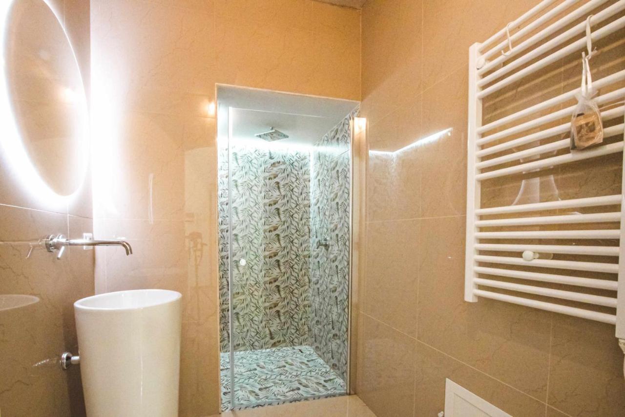 Cas358 Luxury Suite Bari Kültér fotó
