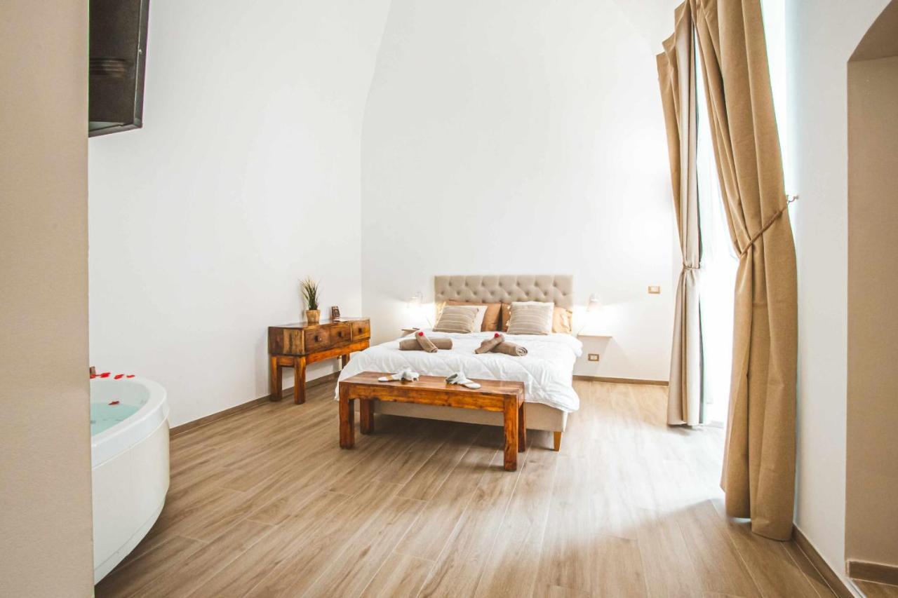 Cas358 Luxury Suite Bari Kültér fotó
