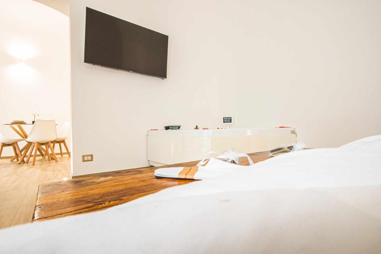 Cas358 Luxury Suite Bari Kültér fotó